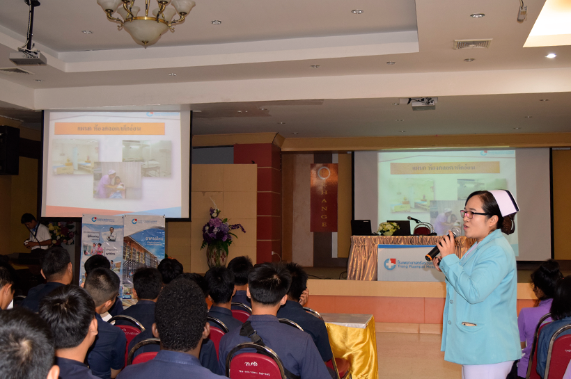 บรรยายให้ความรู้การป้องกันอุบัติเหตุจากรถและสิทธิการใช้พ.ร.บ.