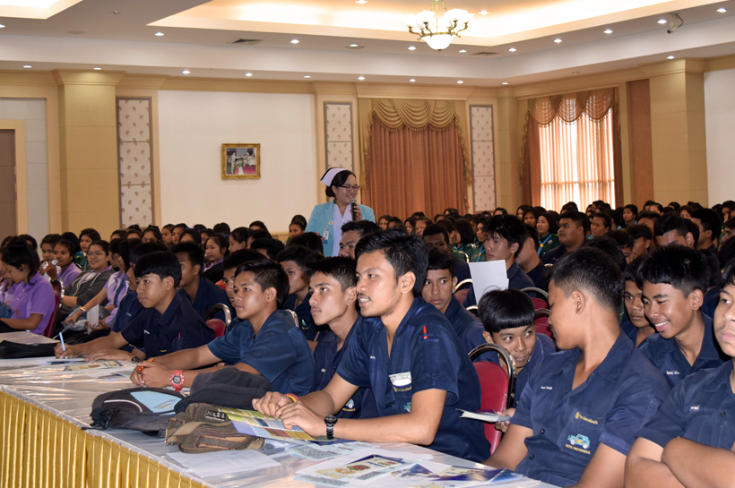 บรรยายให้ความรู้การป้องกันอุบัติเหตุจากรถและสิทธิการใช้พ.ร.บ.